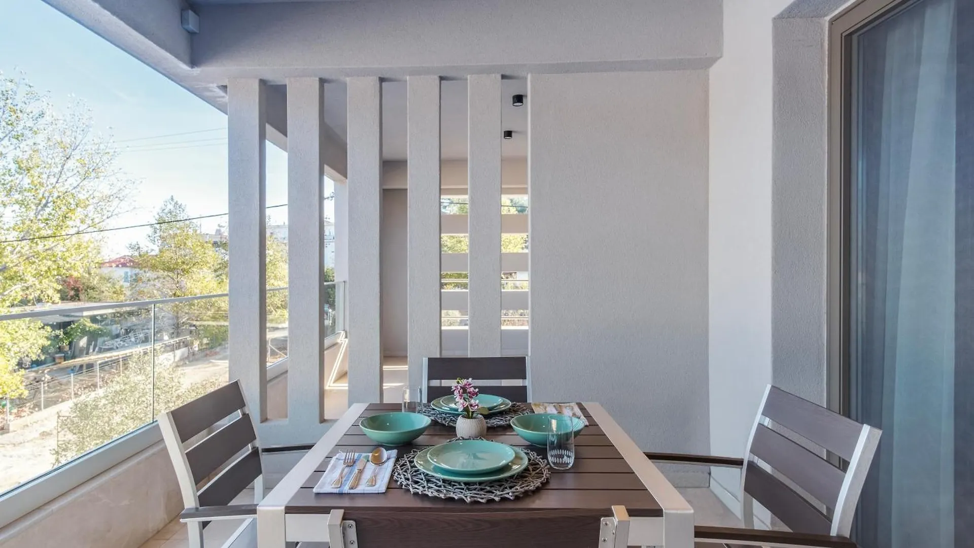 Aparthotel Aura Luxury Suites - Olympiada Seaside Getaways Greece