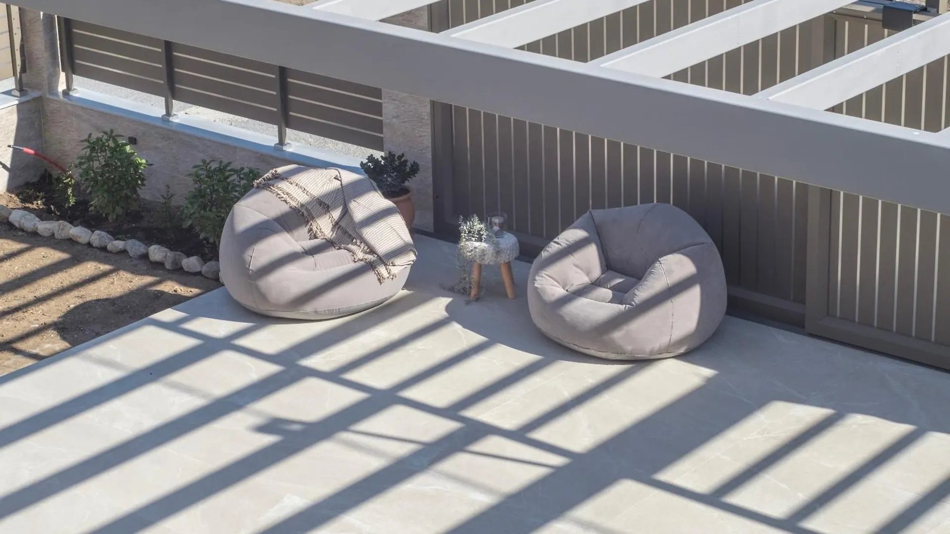 Aura Luxury Suites - Olympiada Seaside Getaways Greece